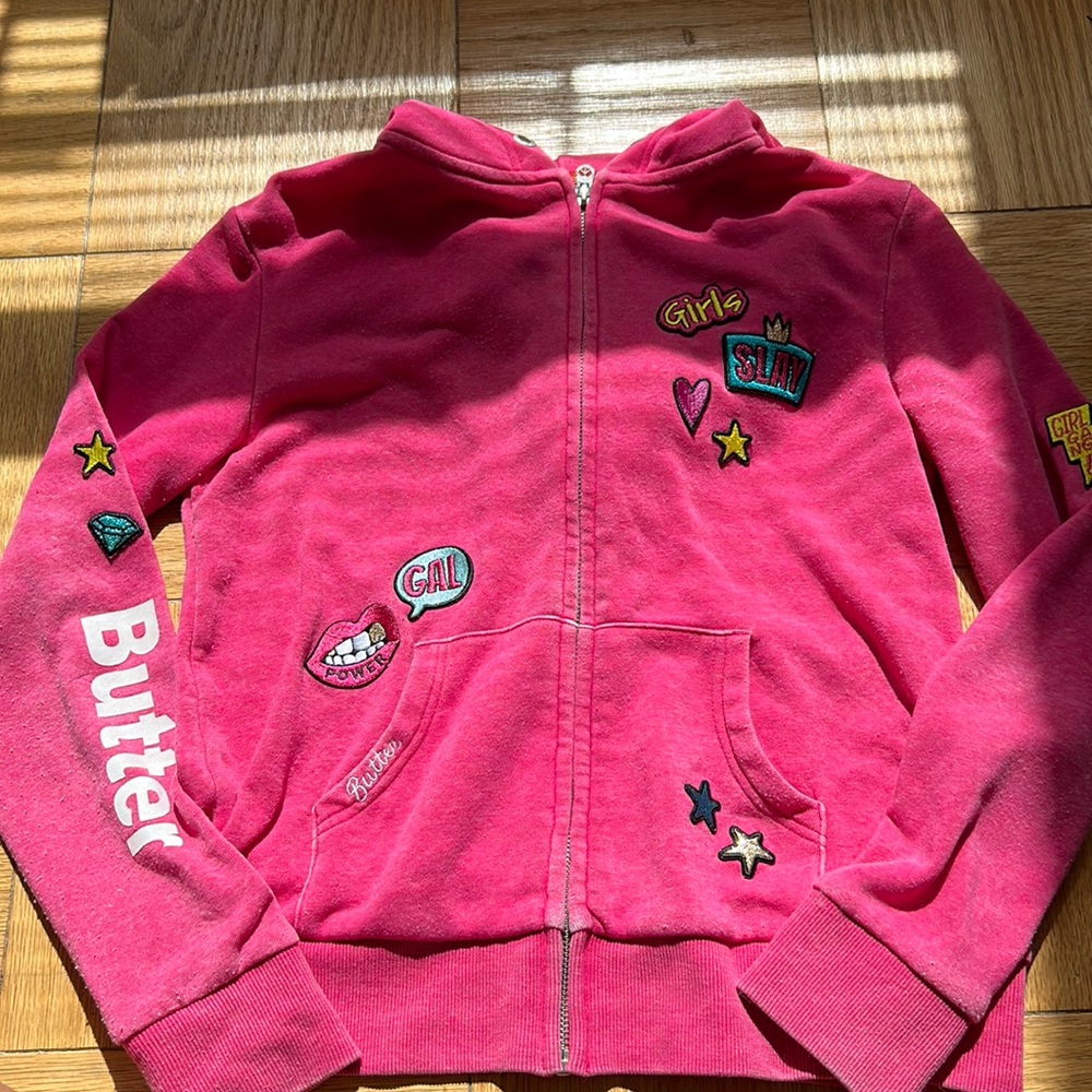 pink butter sweater with patches